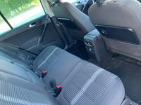 ragian interior trasera